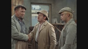 Благодарю за внимание! Фрагменты из фильма "Операция «Ы» и другие приключения Шурика". 1965 г.