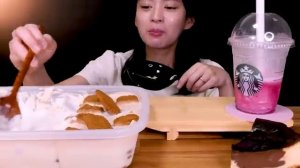 스타벅스와 투썸유니콘 프라푸치노 로투스 아박 먹방 Starbucks Twosome - Lotus Unicorn frappuccino ASMR Mukbang