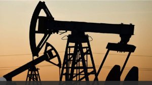 Эксперт допустил рост цен на нефть до $100 при продолжении конфликта в Иране