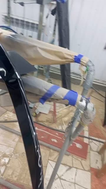 Спойлер покрашен