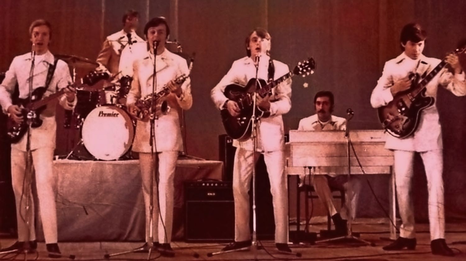 Атмосфера 70! Что ты хочешь мне сказать - Виа Веселые ребята!