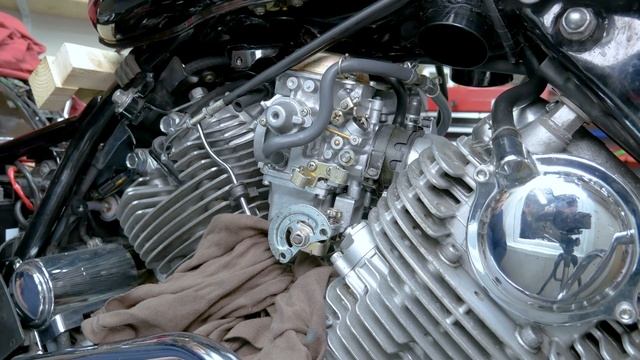 VIRAGO 1100 CARBURETTOR REMOVAL TUTORIAL How to remove carb from your Yamaha XV 1100 смотреть онлайн