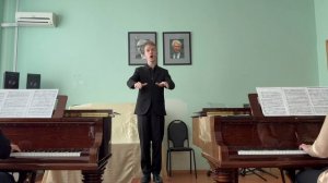 Д. Батин. «Все горюю о тебе» из цикла «Песни Гагаку». Б. Бриттен. «Gloria» из «Missa Brevis»