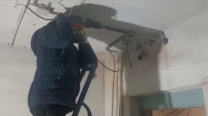 Подмосковные строители продолжают капитальный ремонт Безыменской школы