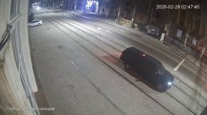 Устроил ДТП по ул. Челюскинцев, 174