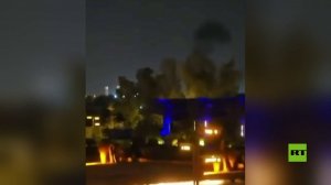 لقطات لحريق شب في مبنى السفارة الأمريكية في الرياض إثر هجوم بمسيرات