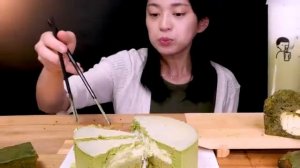 녹차 특집이번엔 초록초록한 녹차 특집 디저트 먹방 Green tea Latte Roll Cream bread Macaroon Cookie ASMR Mukbang