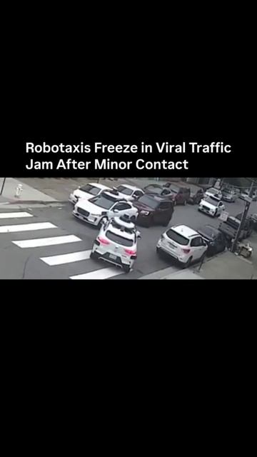 Два роботакси в Сан-Франциско почти минуту вежливо уступали друг другу  дорогу