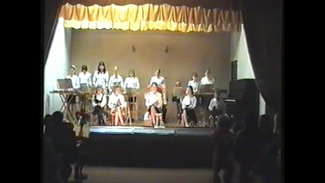 ПУТЕШЕСТВИЕ  в МАСАЛЬСК.исп. оркестр  музыкально  шумовых  инструментов. Дирижёр-  Александр  Белых.