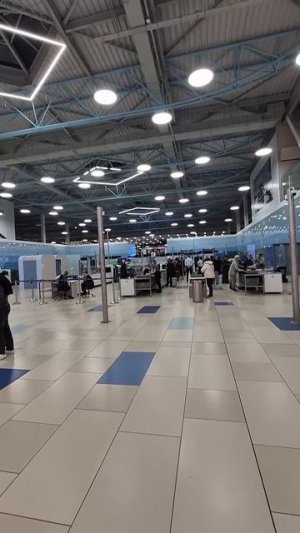 Аэропорт Алматы перед вылетом 3.03 после завершения программы синтеза Экспедиции в Индии и Форума