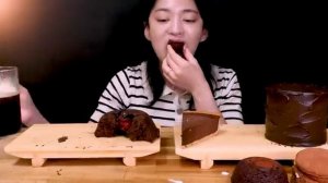 당 충전 완료입에서 사르르 다양한 초콜릿 모음집 먹방 Super Dickmanns Tunnocks tea cake Chocolate ASMR Mukbang