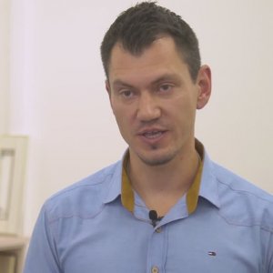 Почему одинаковые по размеру шкафы стоят по разному