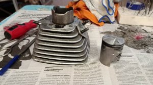 СНЯЛ ПОРШНЕВУЮ И СМОТРИМ.