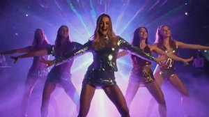 Hey You, In My Head. Это энергичный танец