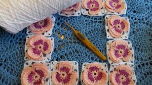 Детская кокетка из мотивов , вязание крючком