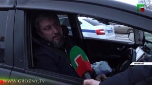 Сотрудники Госавтоинспекции присоединились к акции по раздаче наборов для ифтара водителям