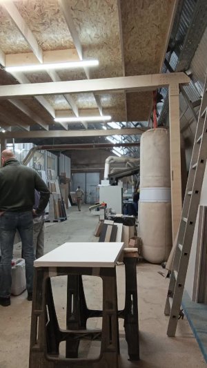 Упаковываем заказ - детали шкафа