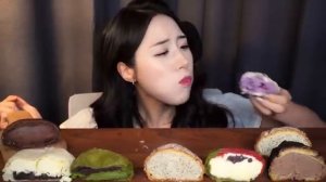 오픈런해도 웨이팅 어글리베이커리 크림빵 종류별로 먹방 ASMR 디저트ㅣ초콜릿 쿠키슈에 말차 단팥 크림빵까지ㅣDessert Cream Bread Mukbang