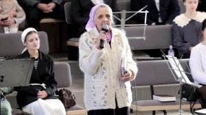 Острое жало коснулось ладони.. (стих)