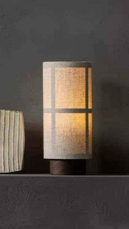 Настольная лампа Laury