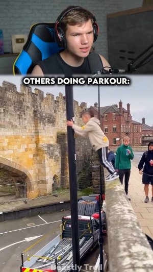 Другие Против Последнего Паркурят!😲 #shorts #шортс #паркур #интересно #прыжки #сальто #фонк #эдит