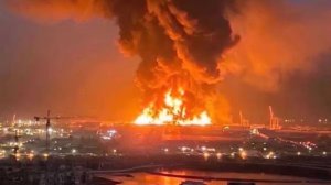 Взрывы не утихают: США продолжают бомбить ракетами Иран со всех ближайших военных баз