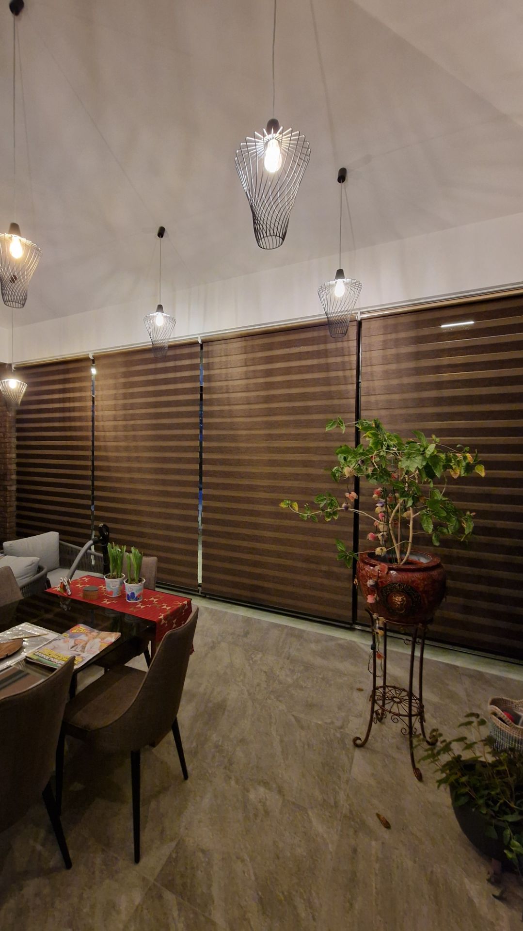 Ткань Бергамо 206. Шоколад. Свободновисящая рулонная штора день-ночь