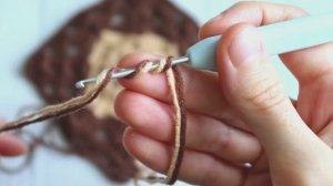 Квадрат в квадрате. Необычный способ вязания мотивов крючком