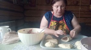 //156// Жизнь в деревне.С самого утра испорчено настроение.Нажарила беляши.