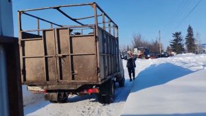 Приехал ещё один ПОДАРОК на день рождения. РАСПАКОВАЛИ и его