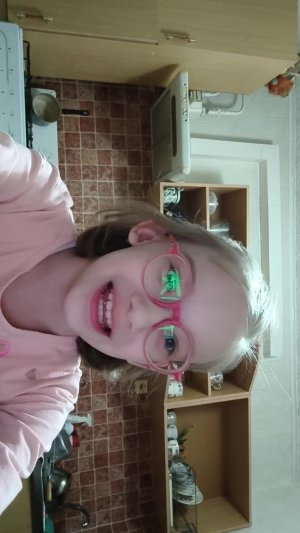 рассказываю что такое валяние и показываю как валять котика