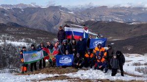 Молодёжный клуб Русского географического общества "Альтаир" совершил своё зимнее восхождение