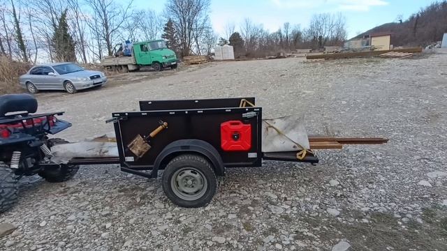 крутой самодельный прицеп для квадроцикла в деле.