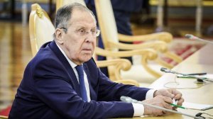 Лавров и глава МИД Омана обсудили по телефону ситуацию вокруг Ирана