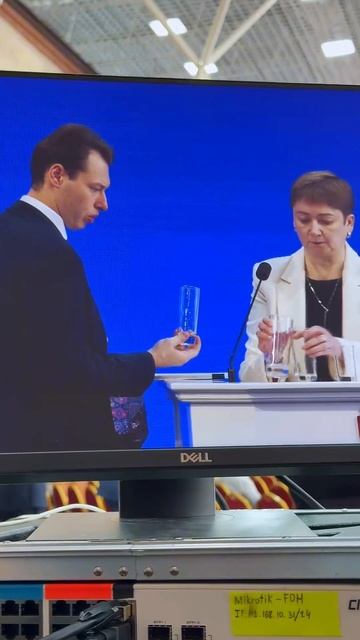 Студенты кафедры журналистики #ТулГУ работают на площадке послания Губернатора Тульской области