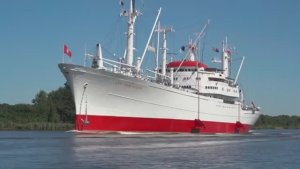 Запуск судового дизельного двигателя в формате 8K HDR: гигантский двигатель MAN