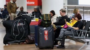 Первые российские туристы вернулись домой из зоны военного конфликта на Ближнем Востоке