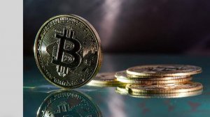 Эксперт назвал причины роста биткоина выше $70 тыс.