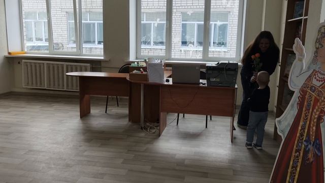 C Международным женским днём 8 марта!