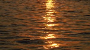 Румянится рассвет.