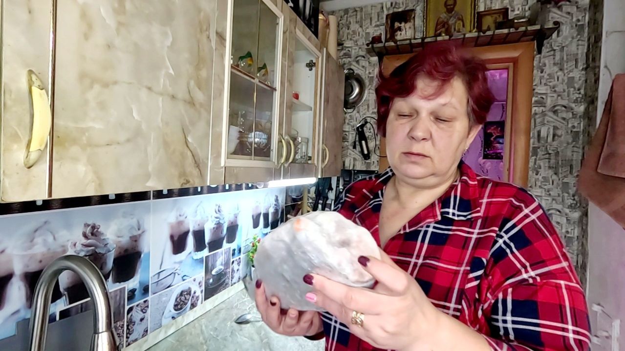 К деньгам наверное... Боишься как бы на голову не упало...