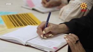 Олег Николаев наградил лучших наставников на государственной службе