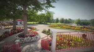 Сады мирового класса, отсутствие толп, Расслабляющая пешая экскурсия по острову Макино, любующемуся