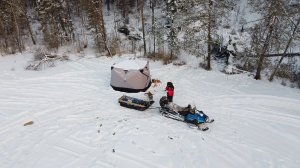 ЧТО ПРОИЗОШЛО НА ОЗЕРЕ В ТАЁЖНОЙ ГЛУШИ. ЖИВЁМ В ПАЛАТКЕ С ПЕЧКОЙ. ХОРОШАЯ РЫБАЛКА НА ЖЕРЛИЦЫ