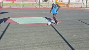Дети и подростки поиграли в футбол 04.03.2026