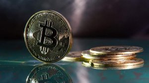 Эксперт назвал причины роста биткоина выше $70 тыс.