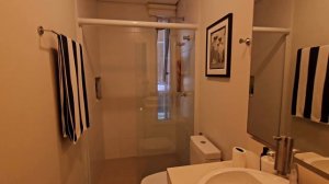 КВАРТИРА 140 И КРОКОДИЛЫ