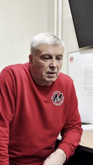 Тренер команды юниорской хоккейной лиги, с просьбой остановить уничтожение новокузнецкого хоккея