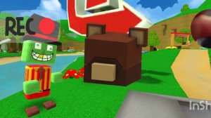 открываю лутбоксы в игре супер медведь