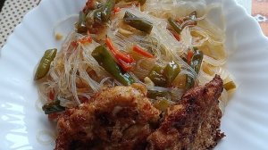 04-03-2026 Экономлю.Котлетки Здоровье,фунчоза с овощами и к чаю Финский блин.Готовлю из того что ест